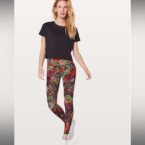 Brand new Lululemon Wunder Under High Rise Tight in rare Zen Garden Print